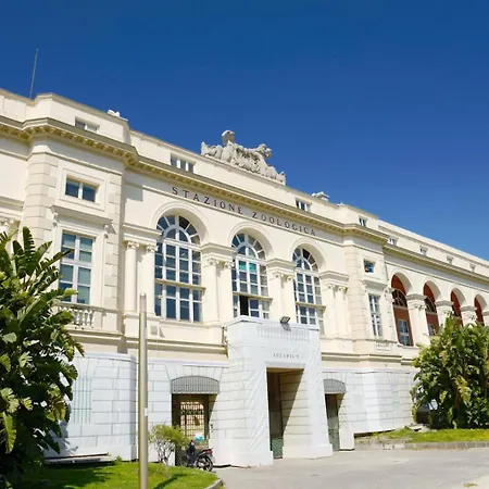 Appartamento Prosper House Napoli Esterno foto